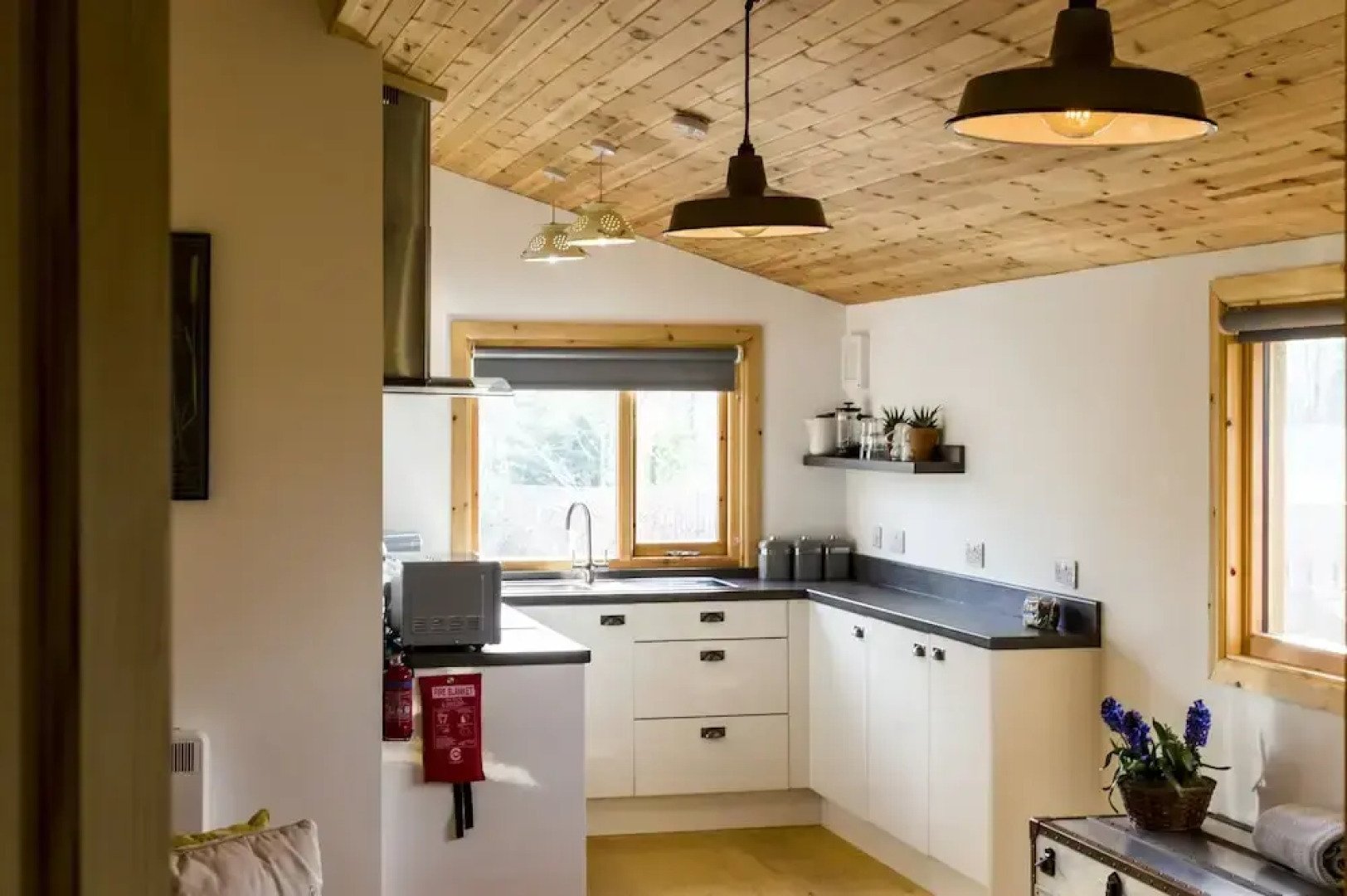 Laurel Lodge - Log Cabin - St Florence