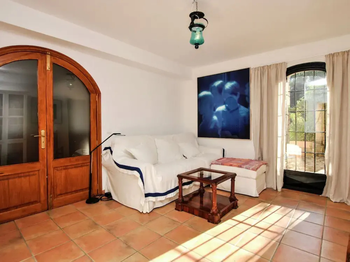 Luxurious Mansion in Montuïri With Sauna