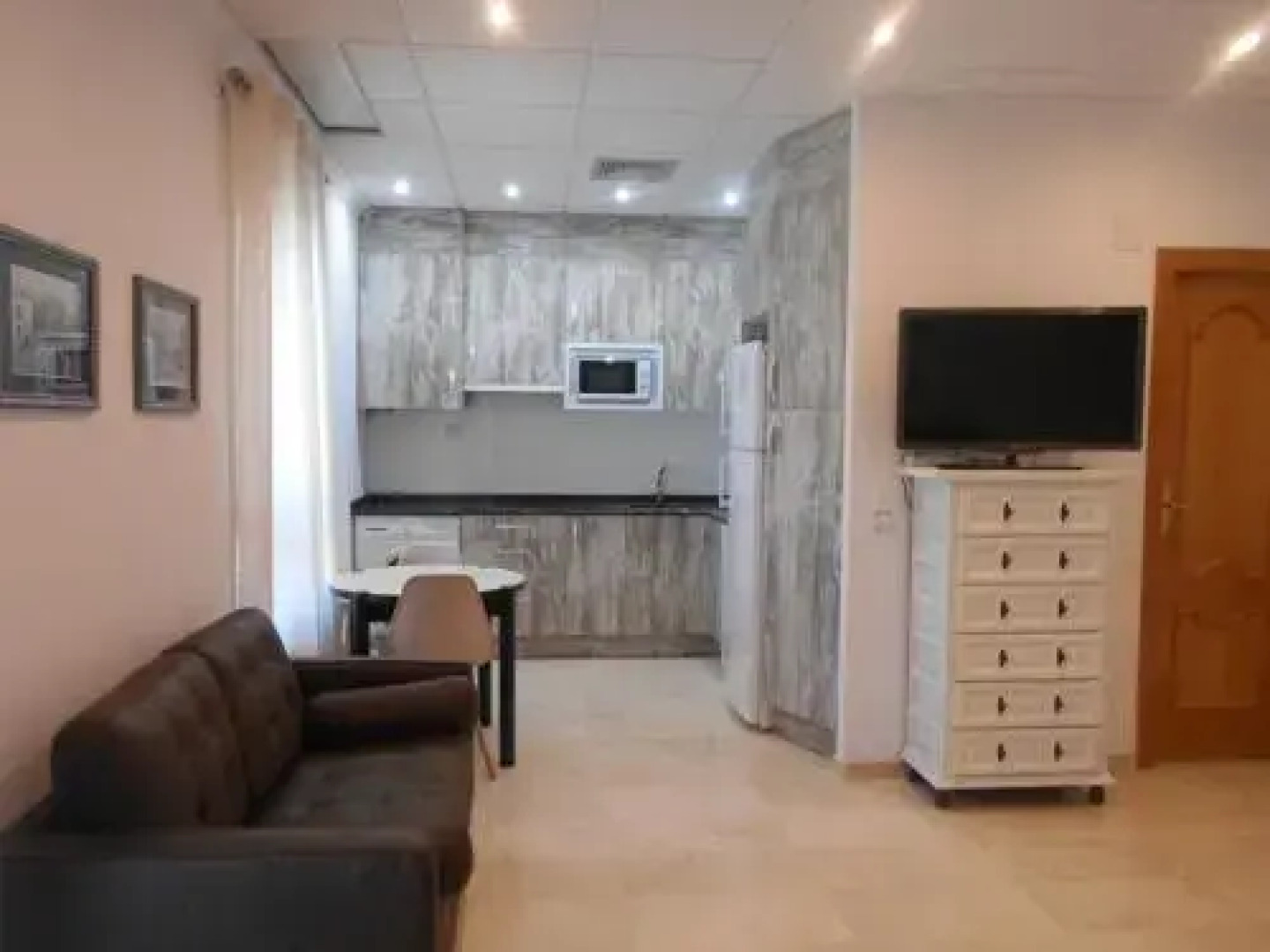 Apartamentos Edificio Aguilas