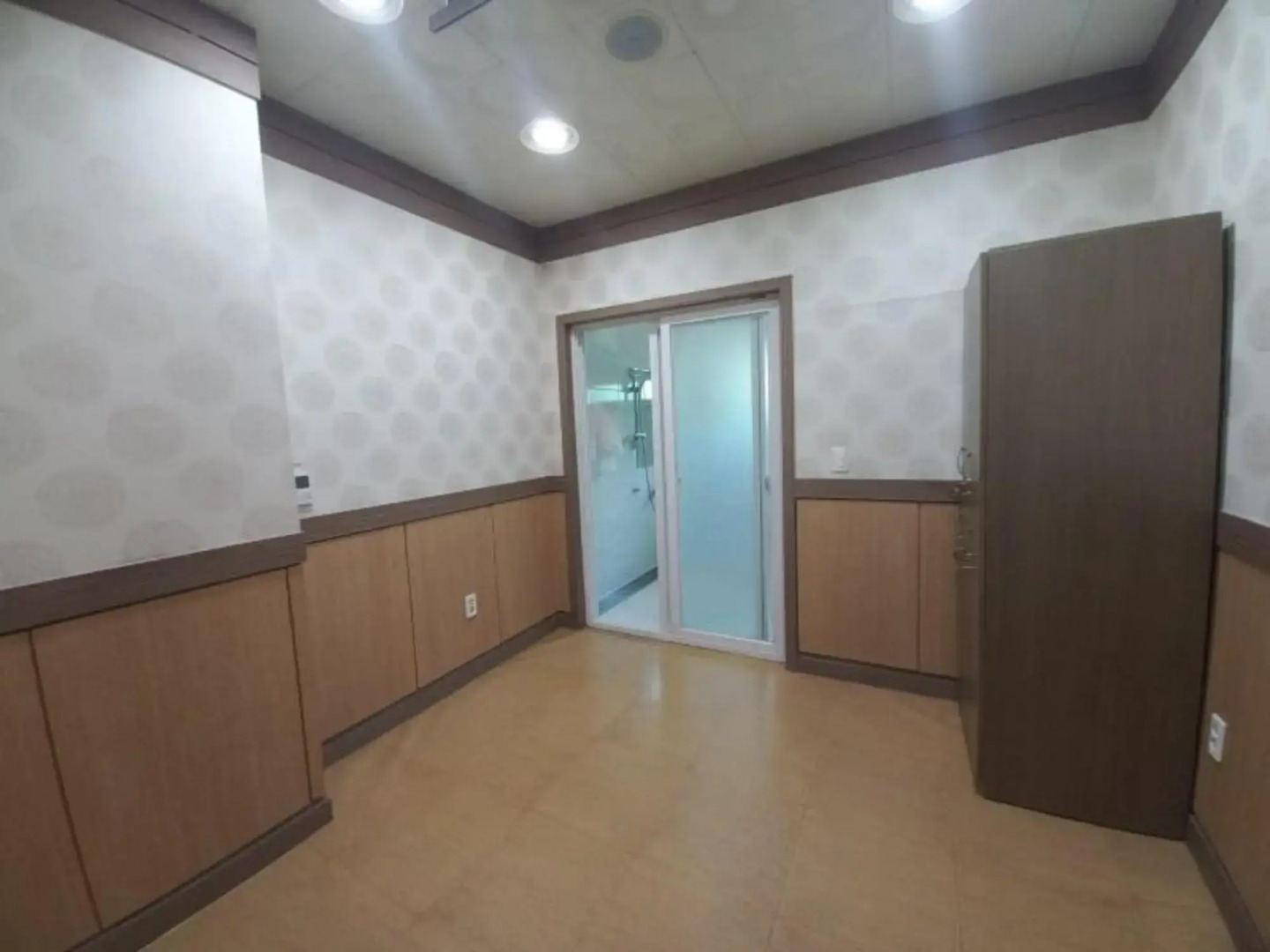 Danyang Three Nests Stay Pension