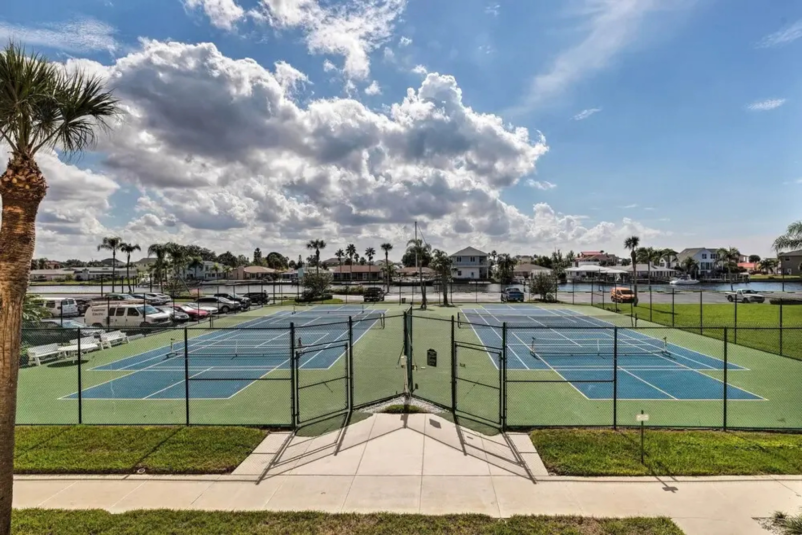 Cozy Condo w/ Gulf View, Bird Watching + Telescope