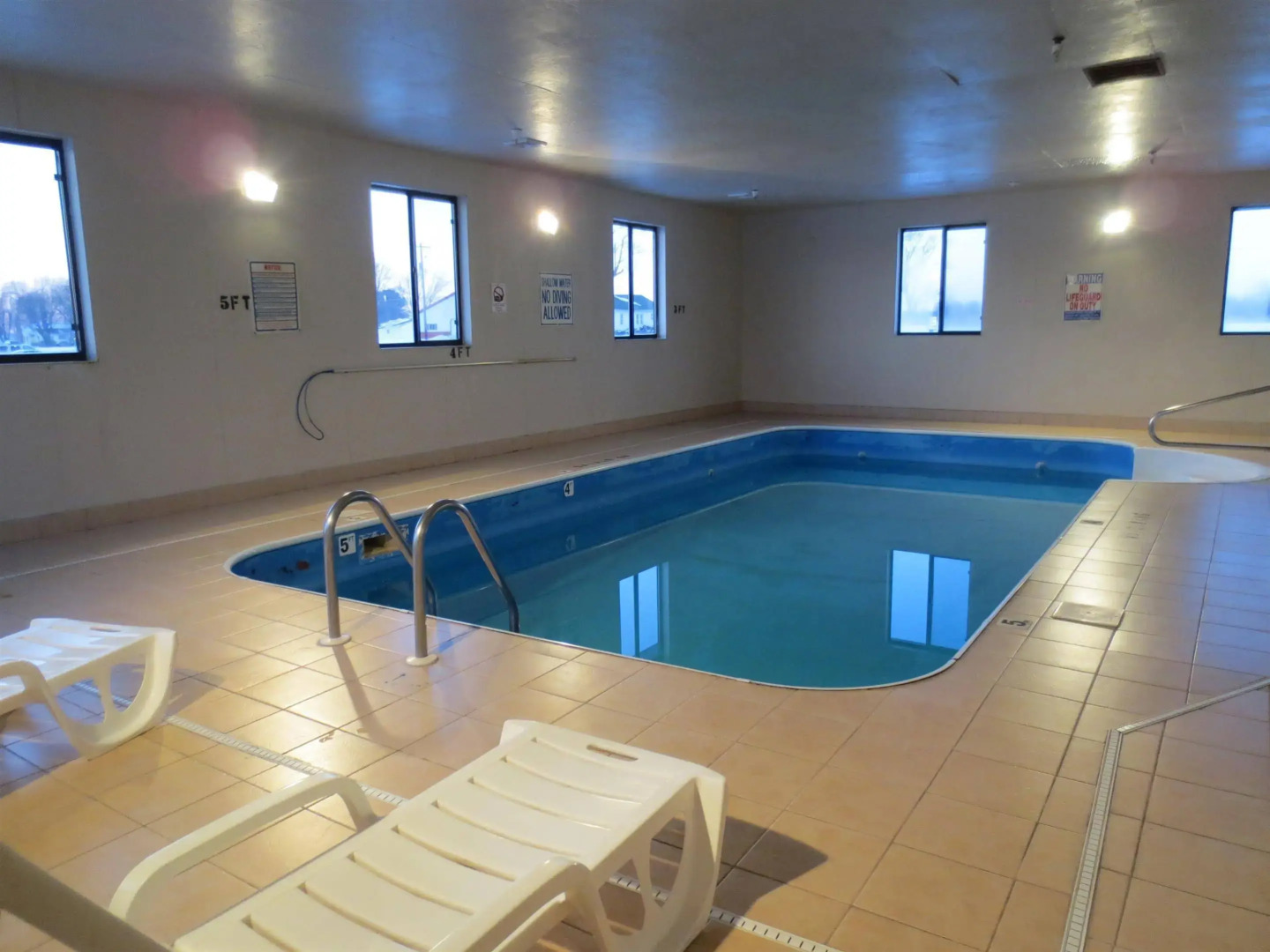 Pinckeyville Inn and Suites