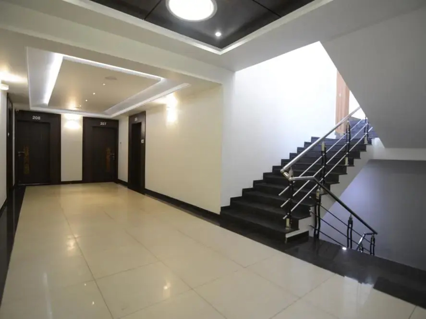 Hotel Kirti