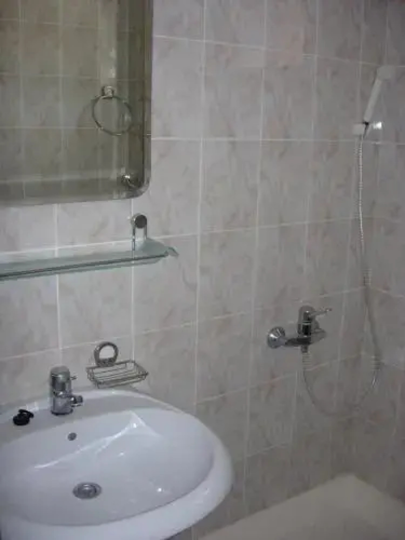 Rooms & Apartments Anka