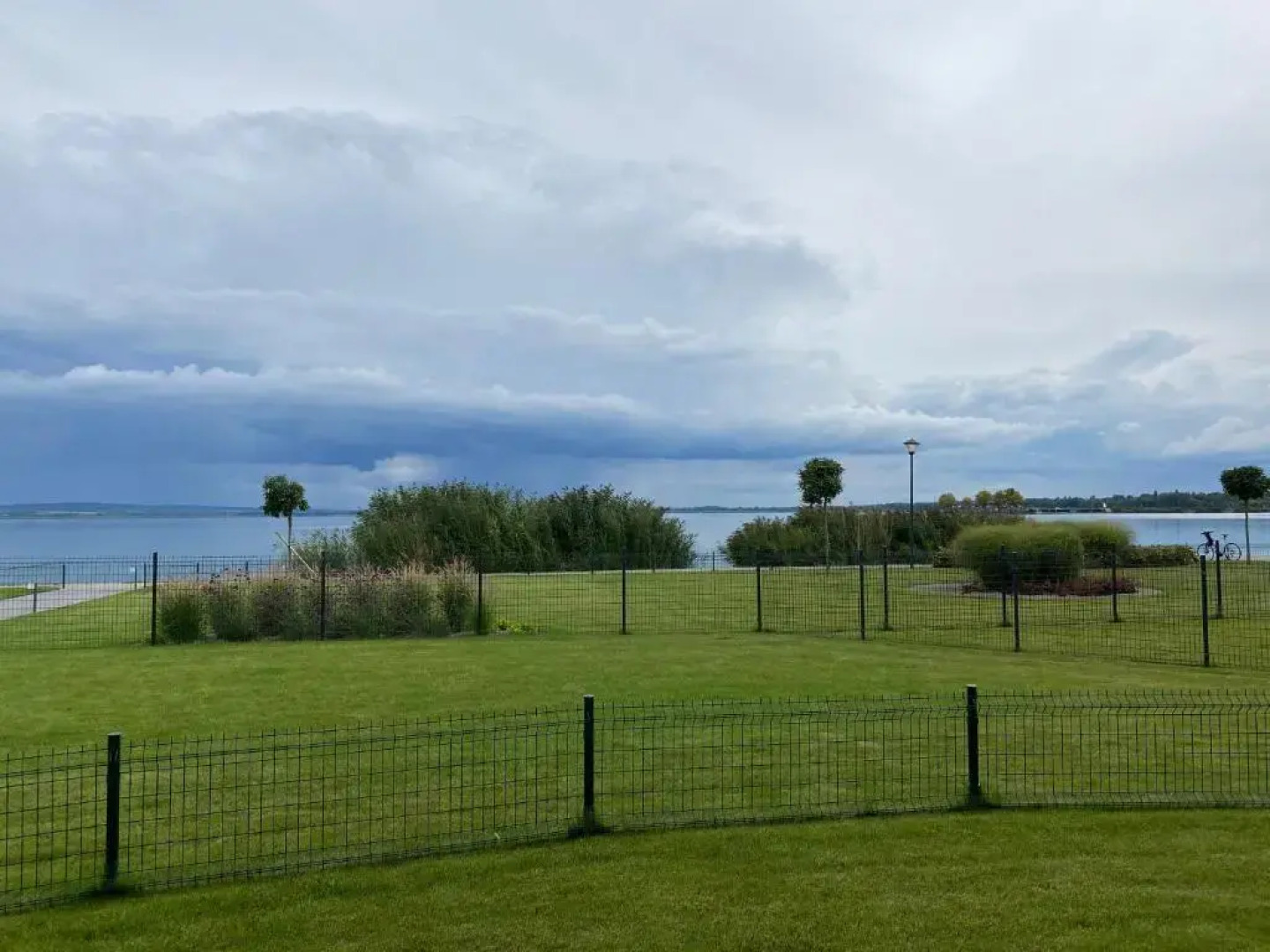 ROYAL SUN - lakeside luxury studio flat at Balaton