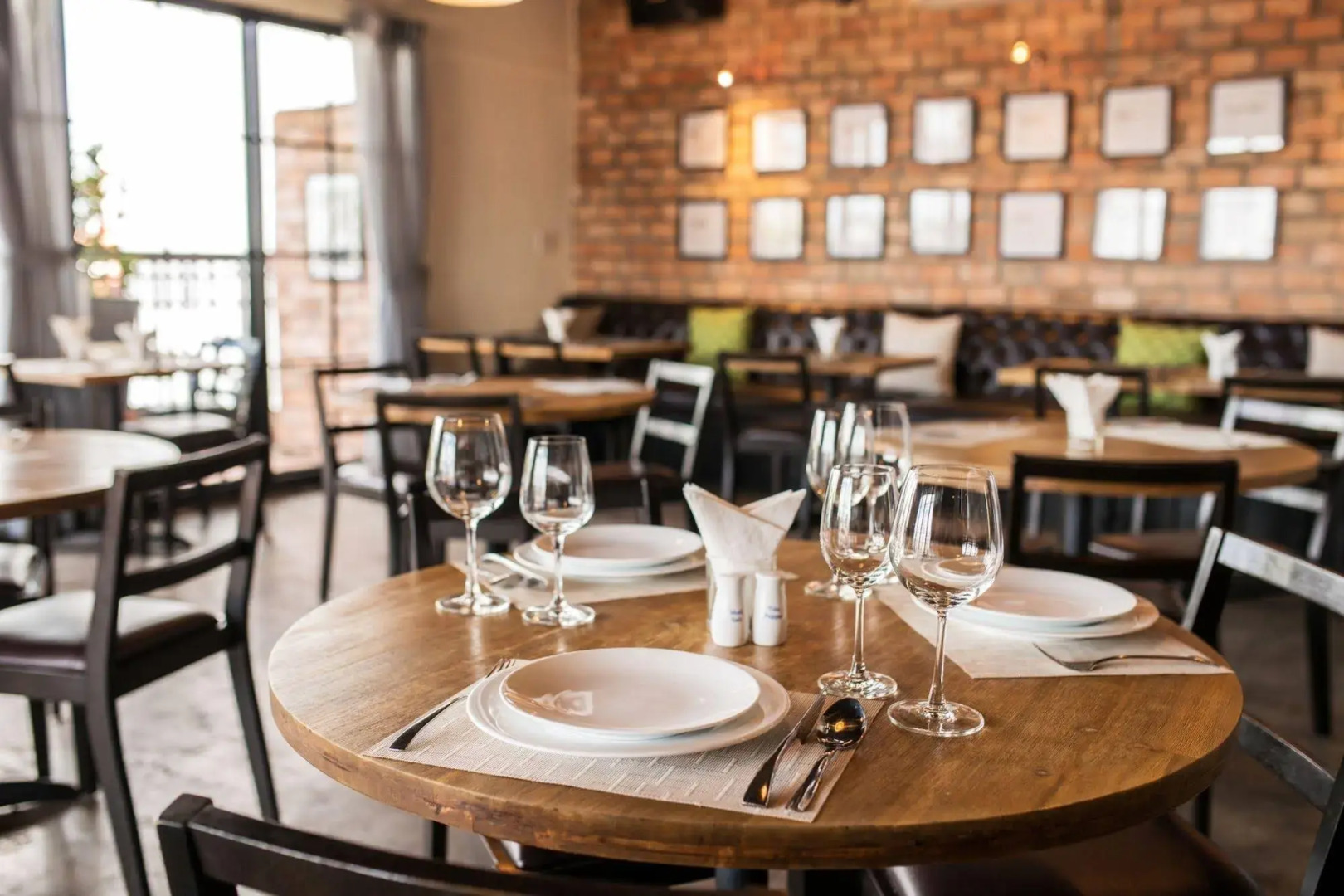 The Alcove Library Hotel