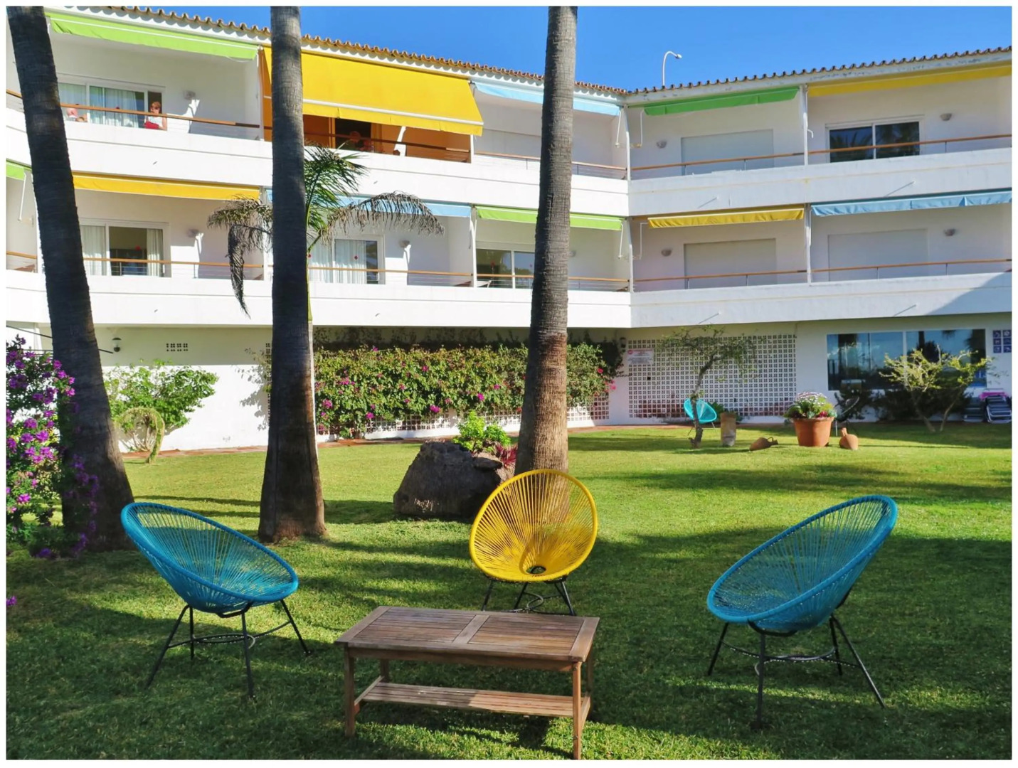 Apartamentos Playa Torrecilla