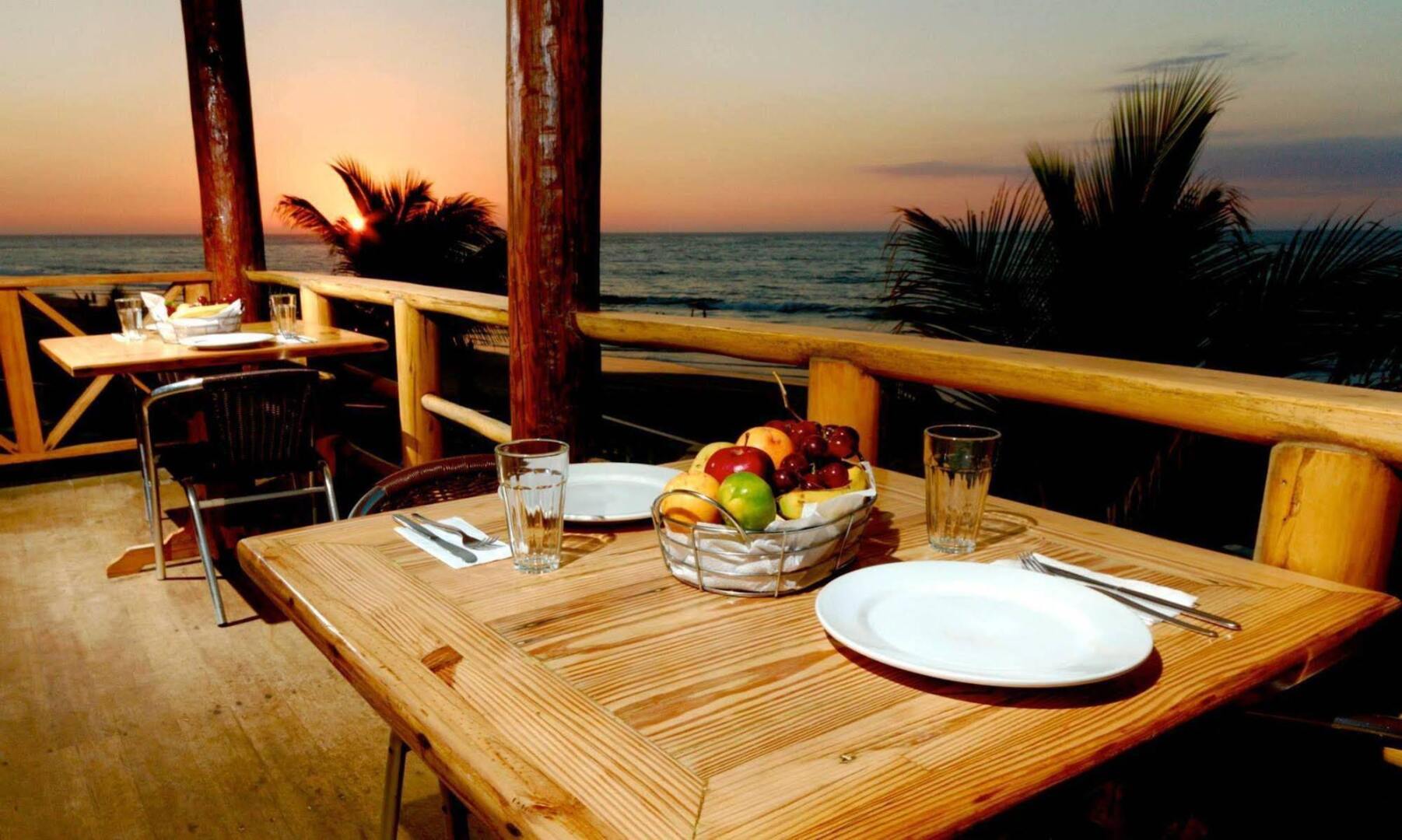 Máncora Beach Bungalows