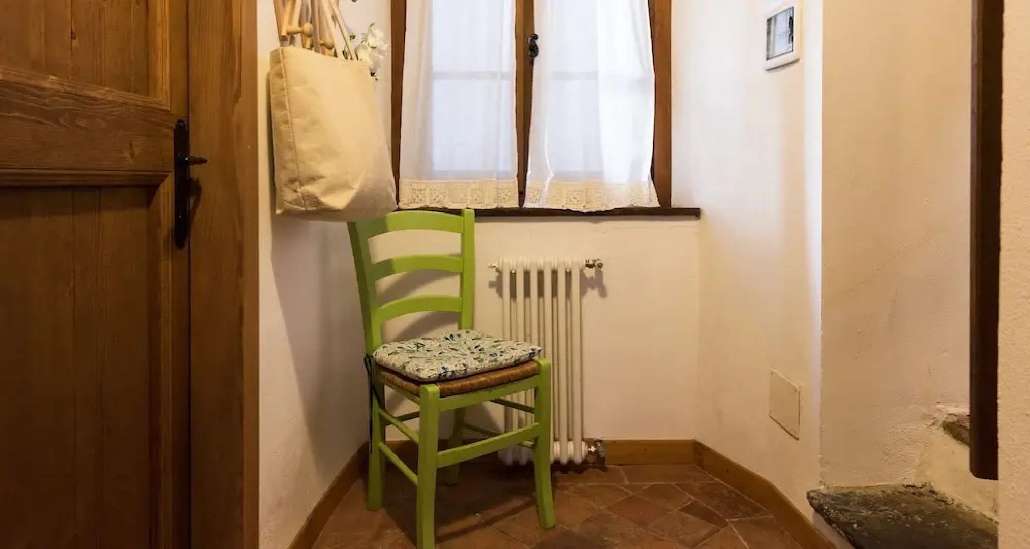 JOIVY Antica Regina del Lago di Como