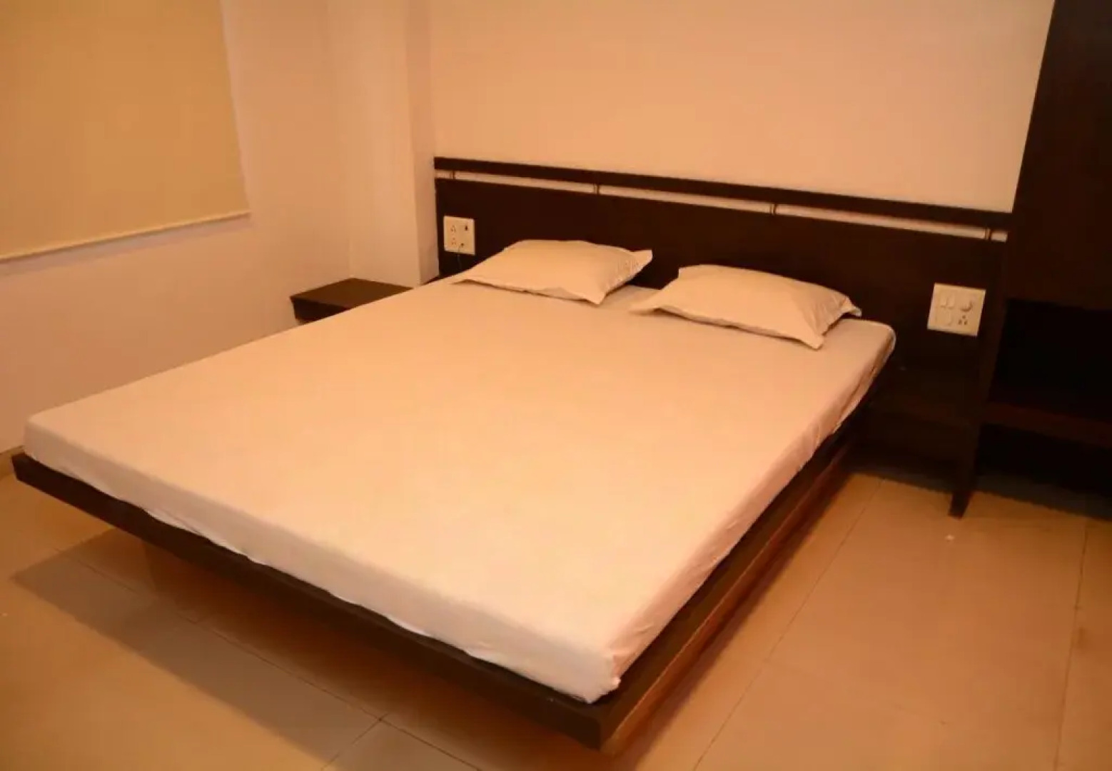 Hotel Palms Residency