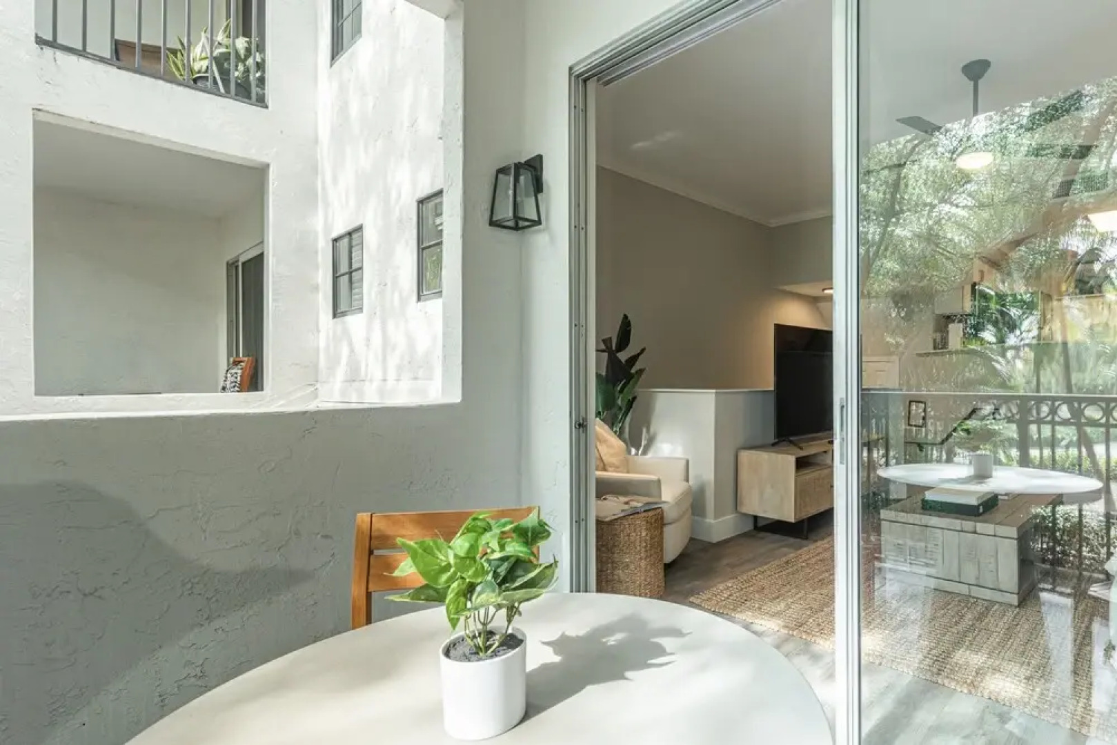 Modern Townhouse Apartments in Aventura