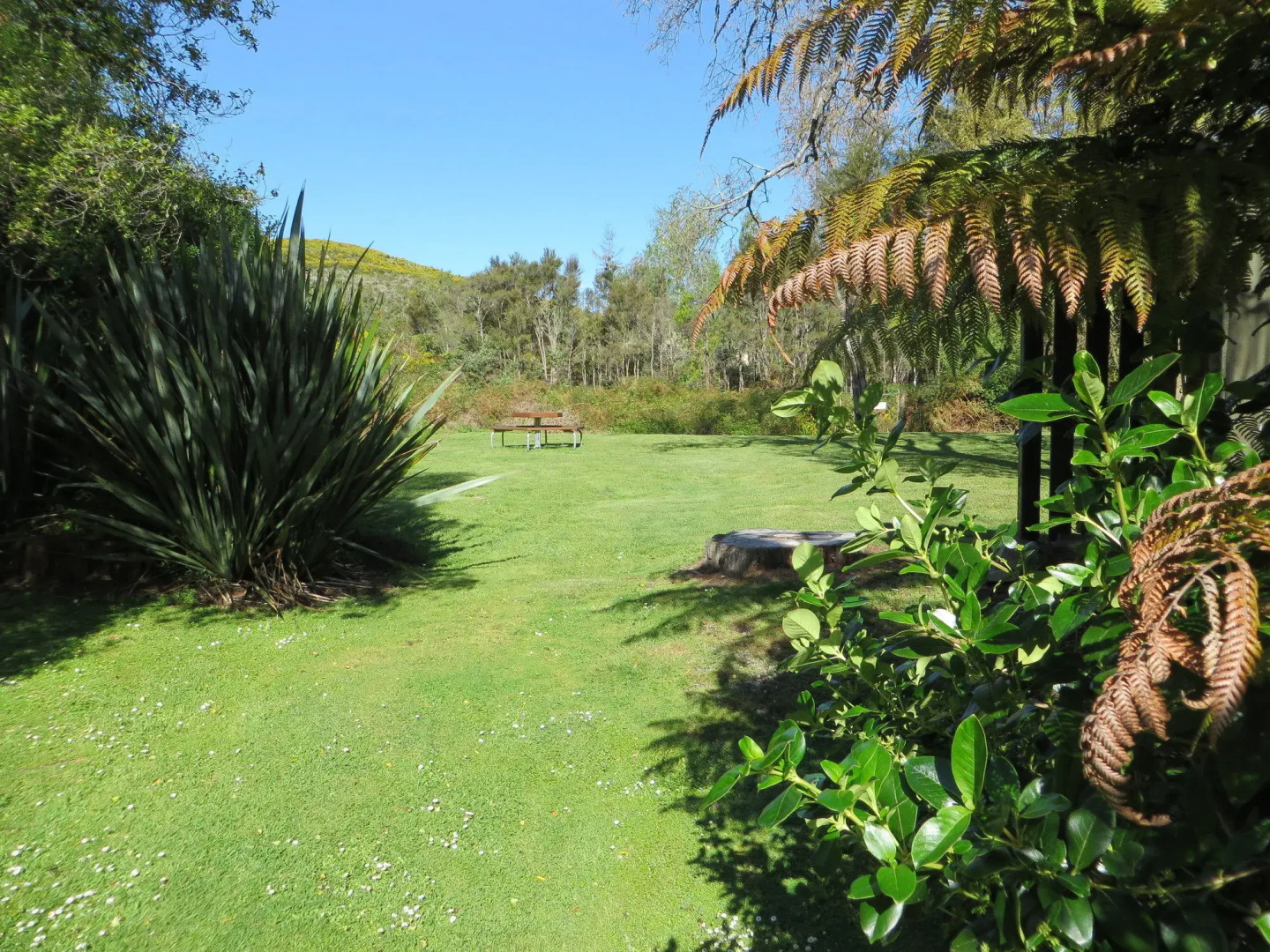 Sportmans Lodge