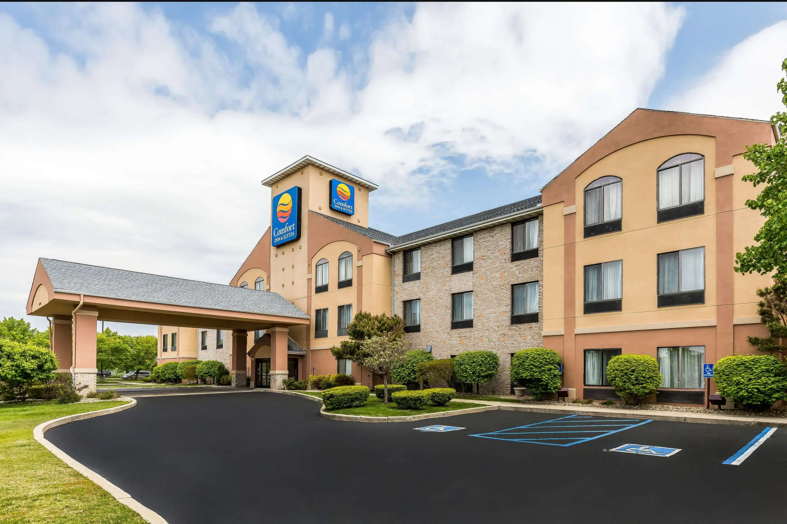 Comfort Inn & Suites Mishawaka - South Bend
