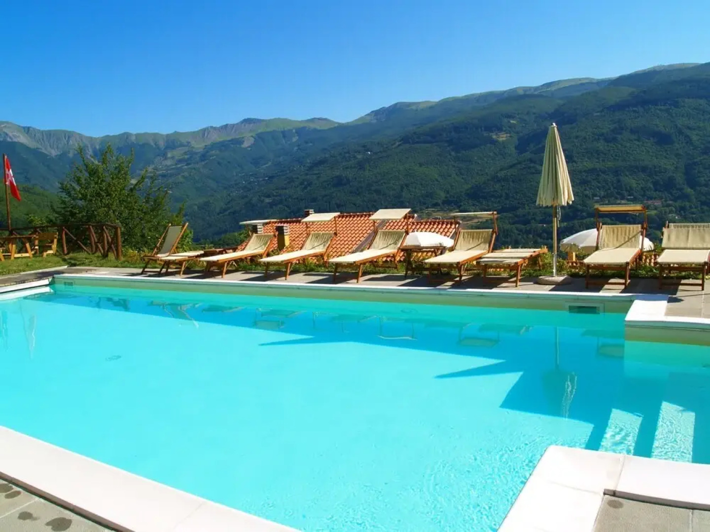 Holiday Home in Cutiagliano With Pool, Terrace, Garden, BBQ