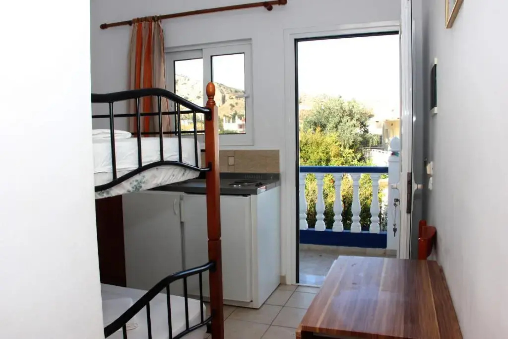 Nikos Studios Meltemi