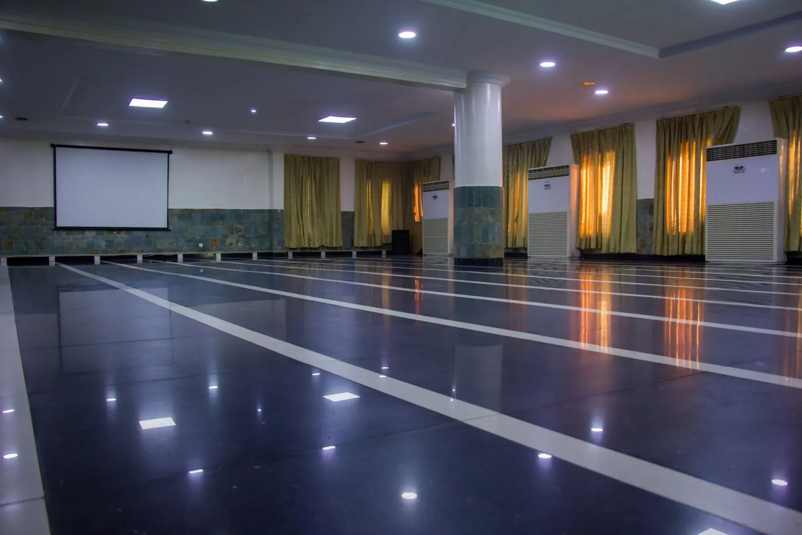 De Rembrandt Hotels & Suites