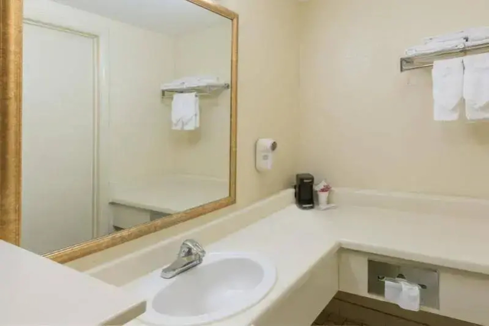 Days Inn Birmingham Summit Mall