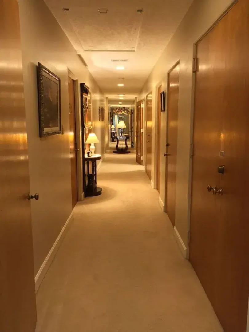 Brookside Mountain Mist Inn