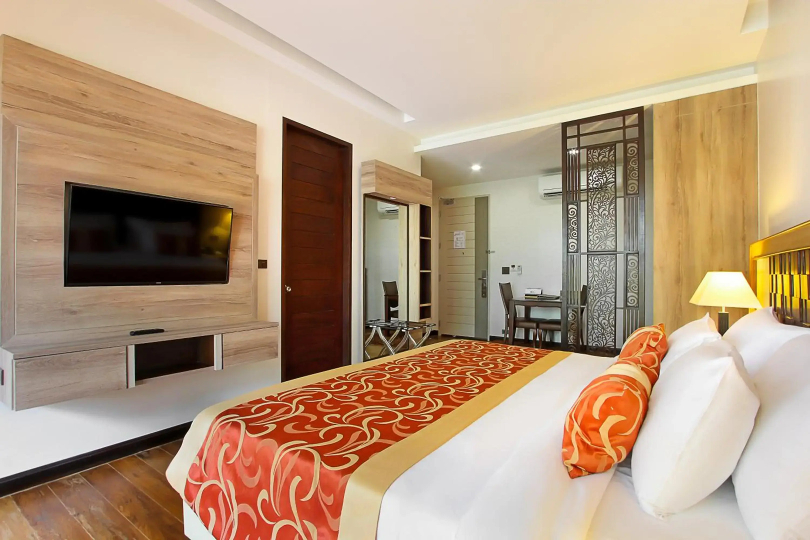 Rimnaam Klangchan Hotel