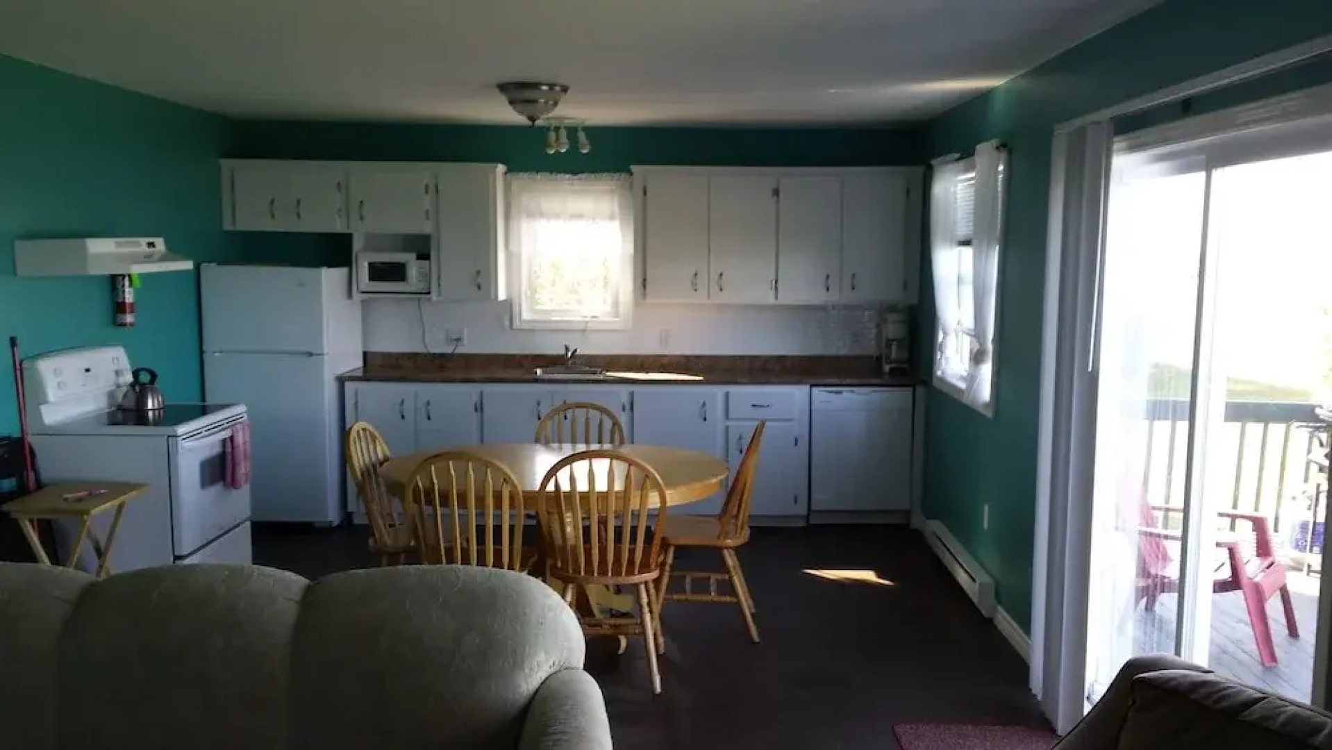 John B's Oceanfront Cottages