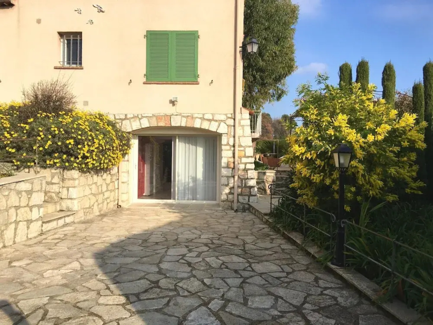 Studio in Vence, With Wonderful City View, Private Pool, Enclosed Gard