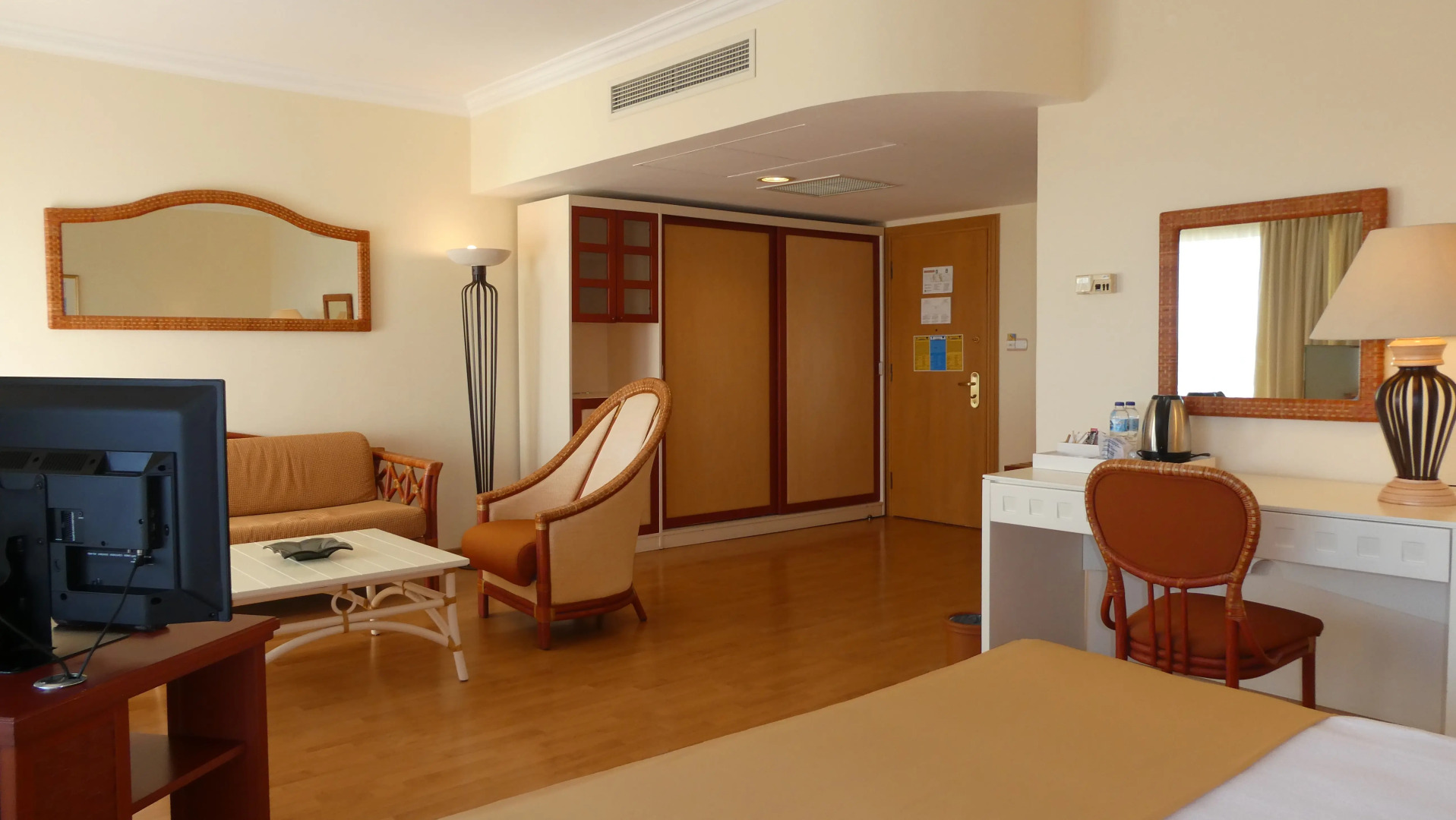 Presa Di Finica Hotel & Suites