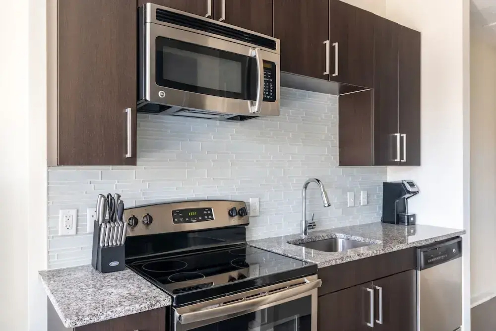 Kasa Alexandria Washington