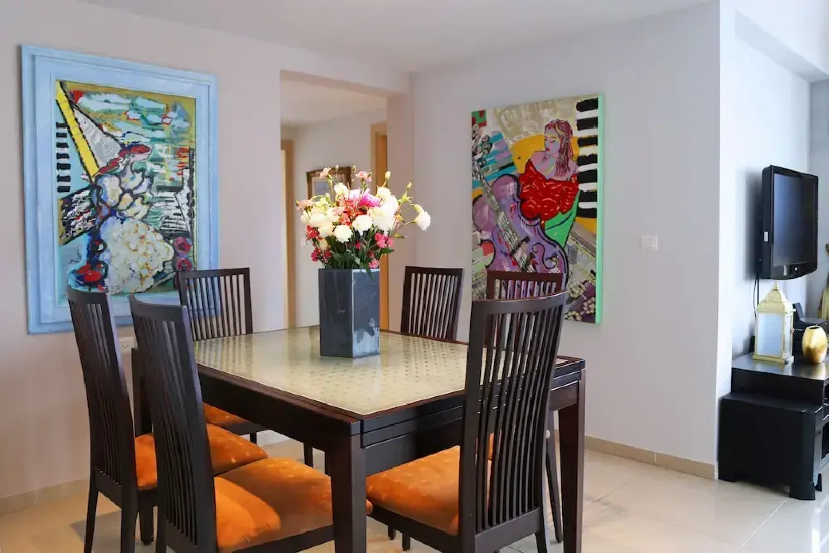 Luxury With Stunning View And Parking