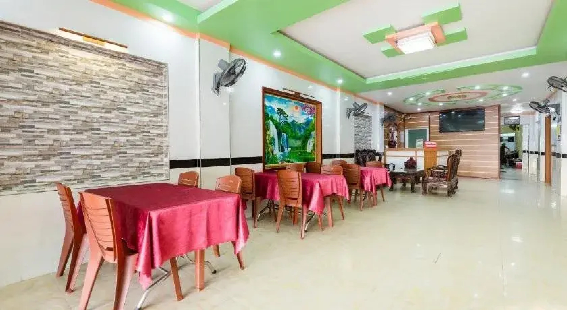 Manh Vuong Hotel