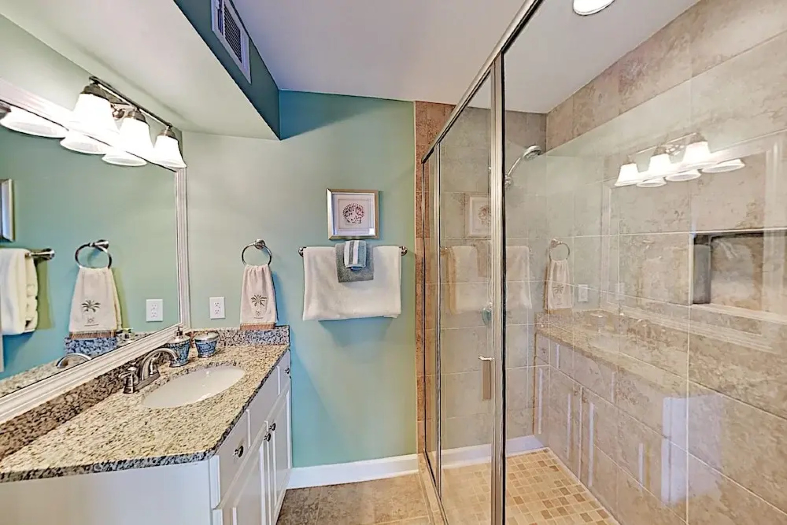 Jinks Creek Corner Unit W/ Pool, 2 Blocks To Beach 3 Bedroom Condo