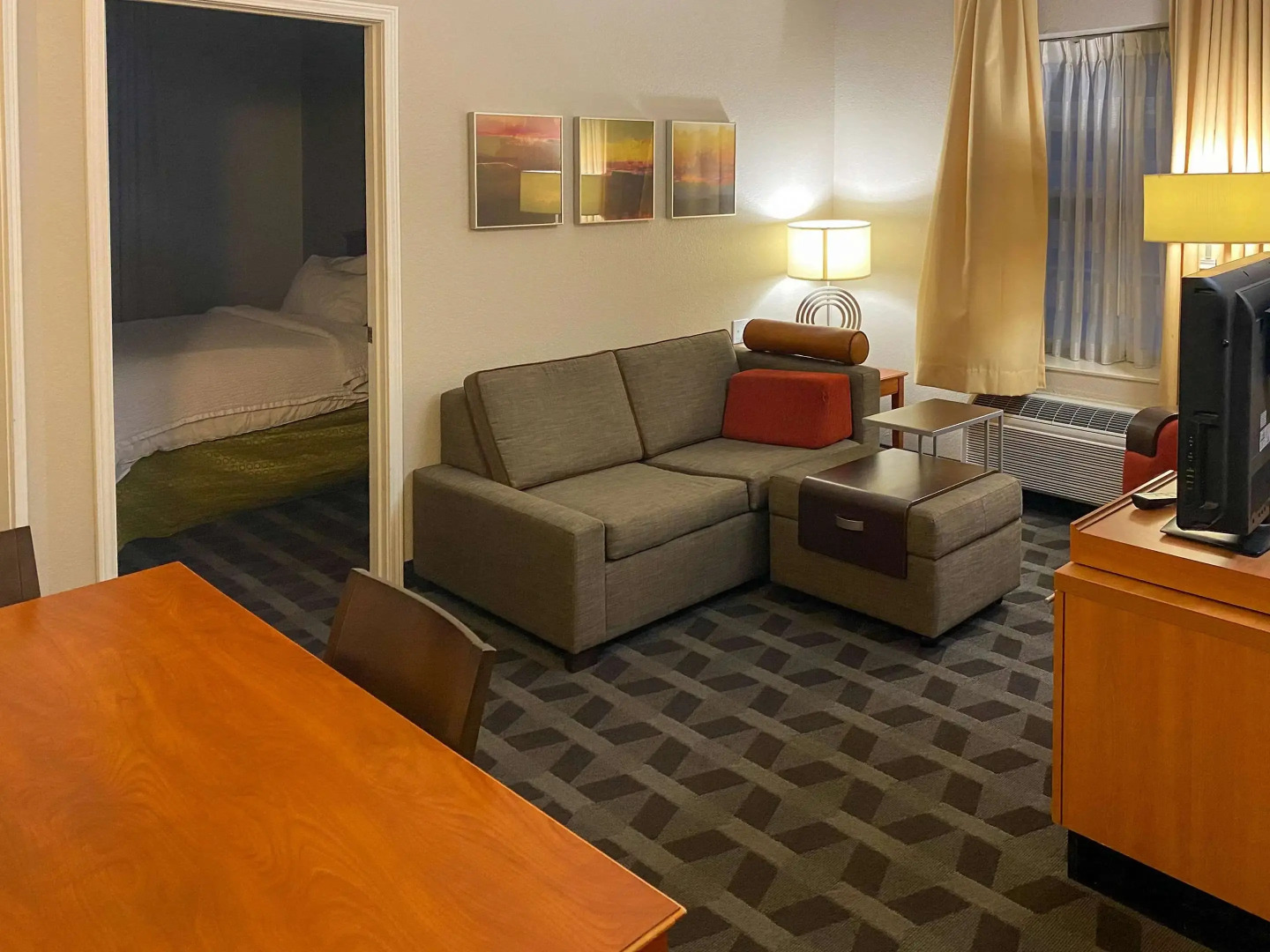 MainStay Suites Middleburg Heights Cleveland Airport