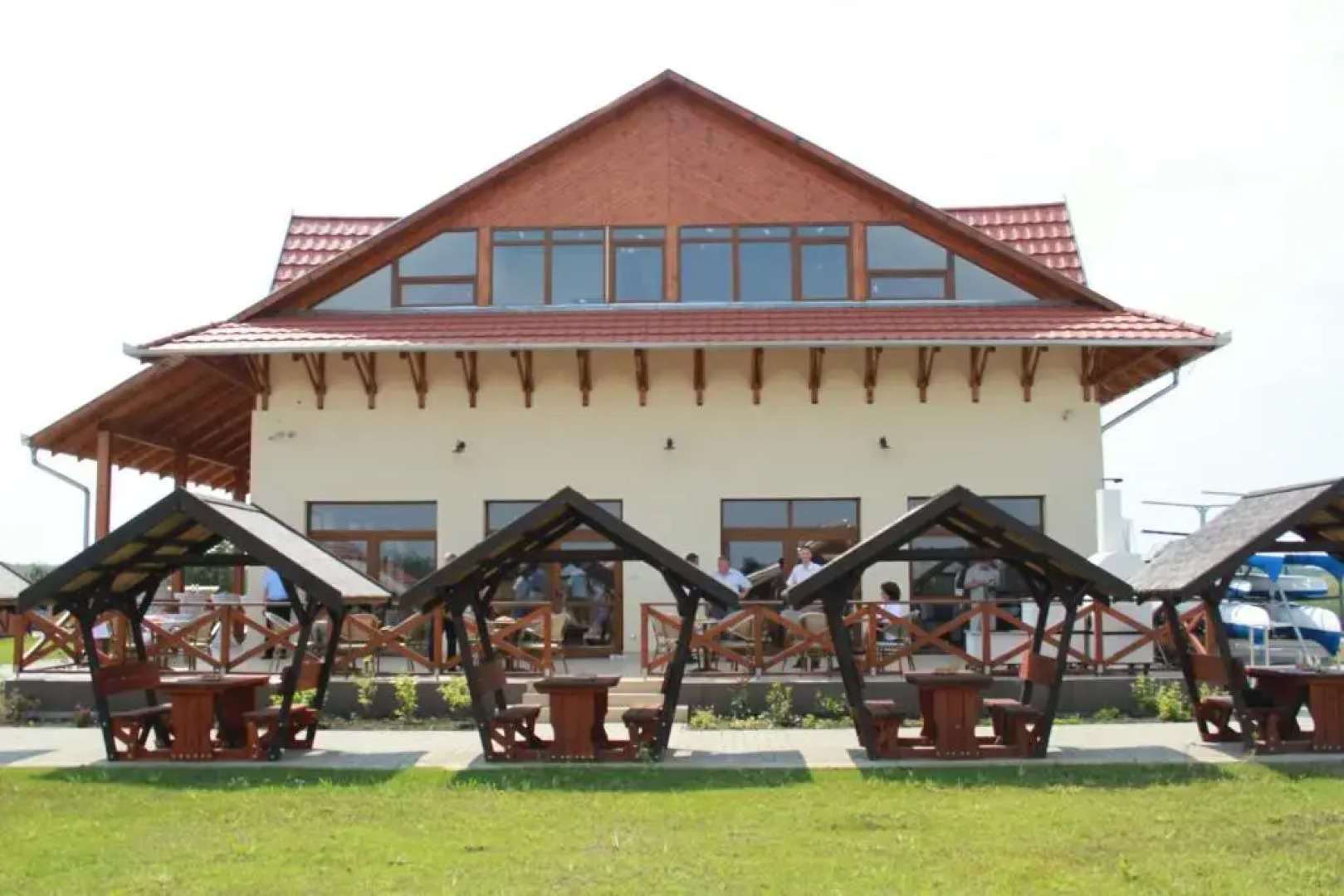 Tuzseri Palinka Tanya