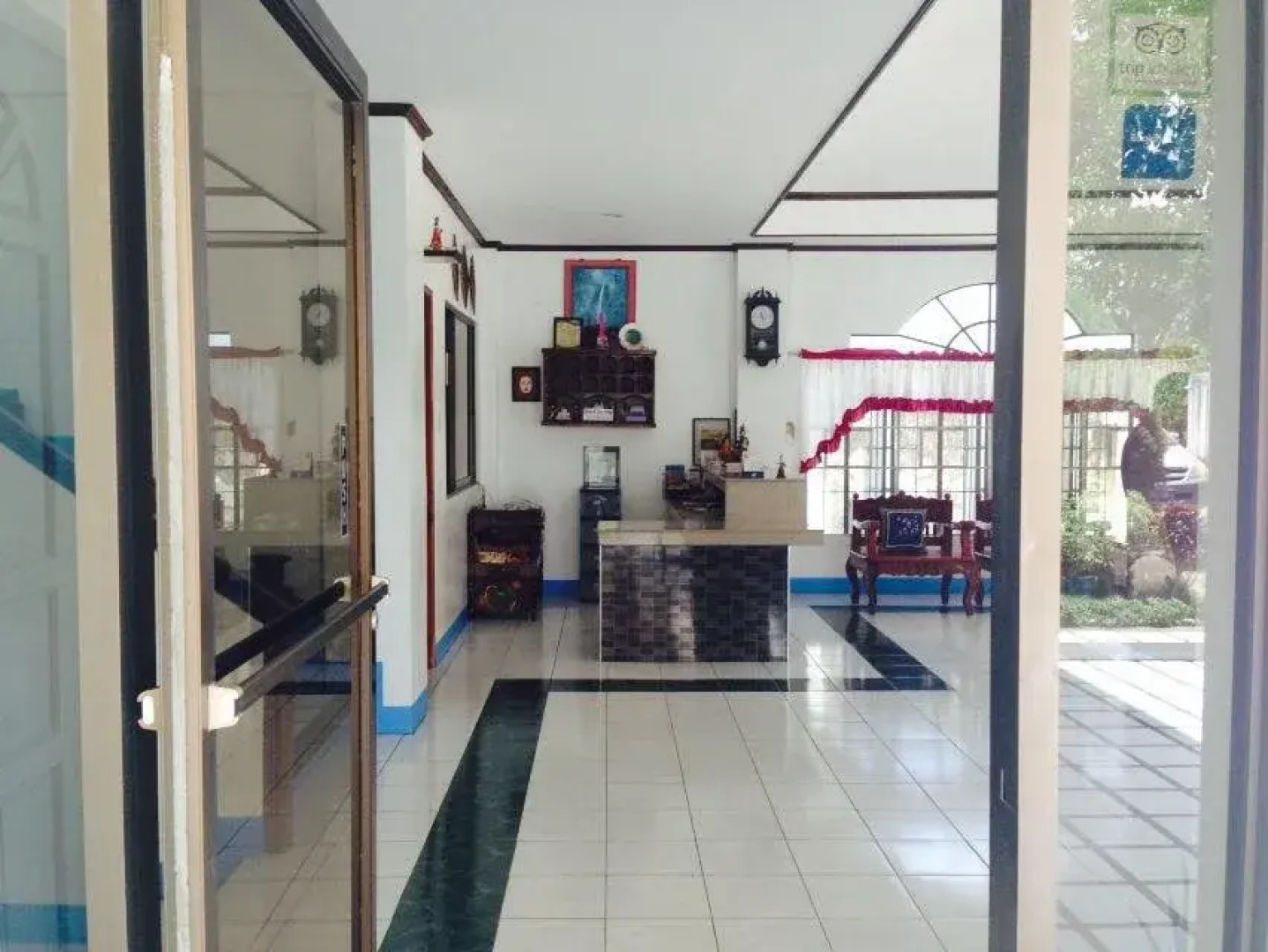 Suburbia Garden Hotel