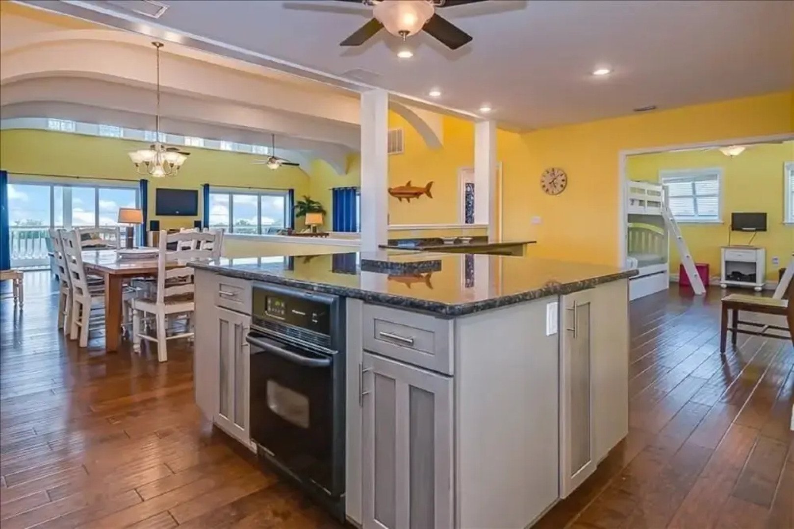 200 Seabreeze Ct - 5Br Home