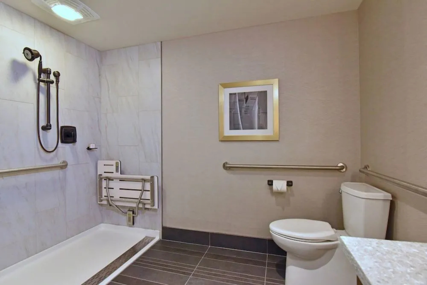 Tiverton Casino Hotel