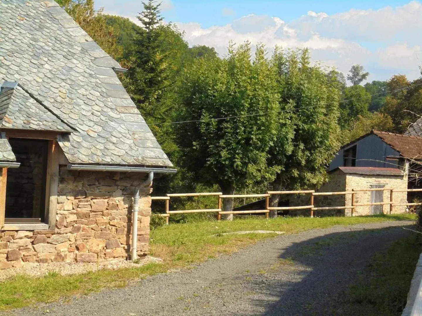 House With 4 Bedrooms in Castelnau-de-mandailles, With Wonderful Mount