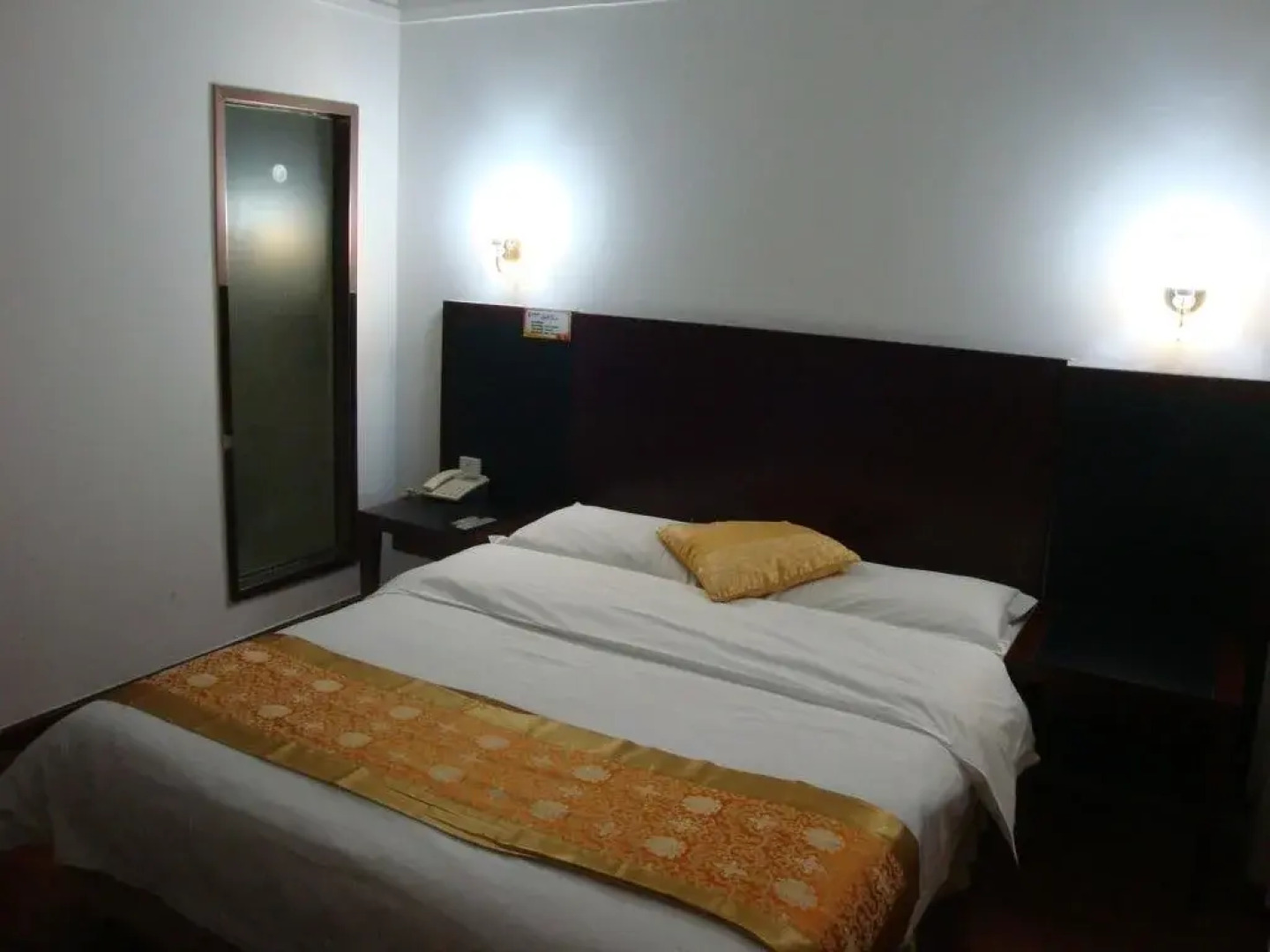 Changshu Kaidu Business Hotel