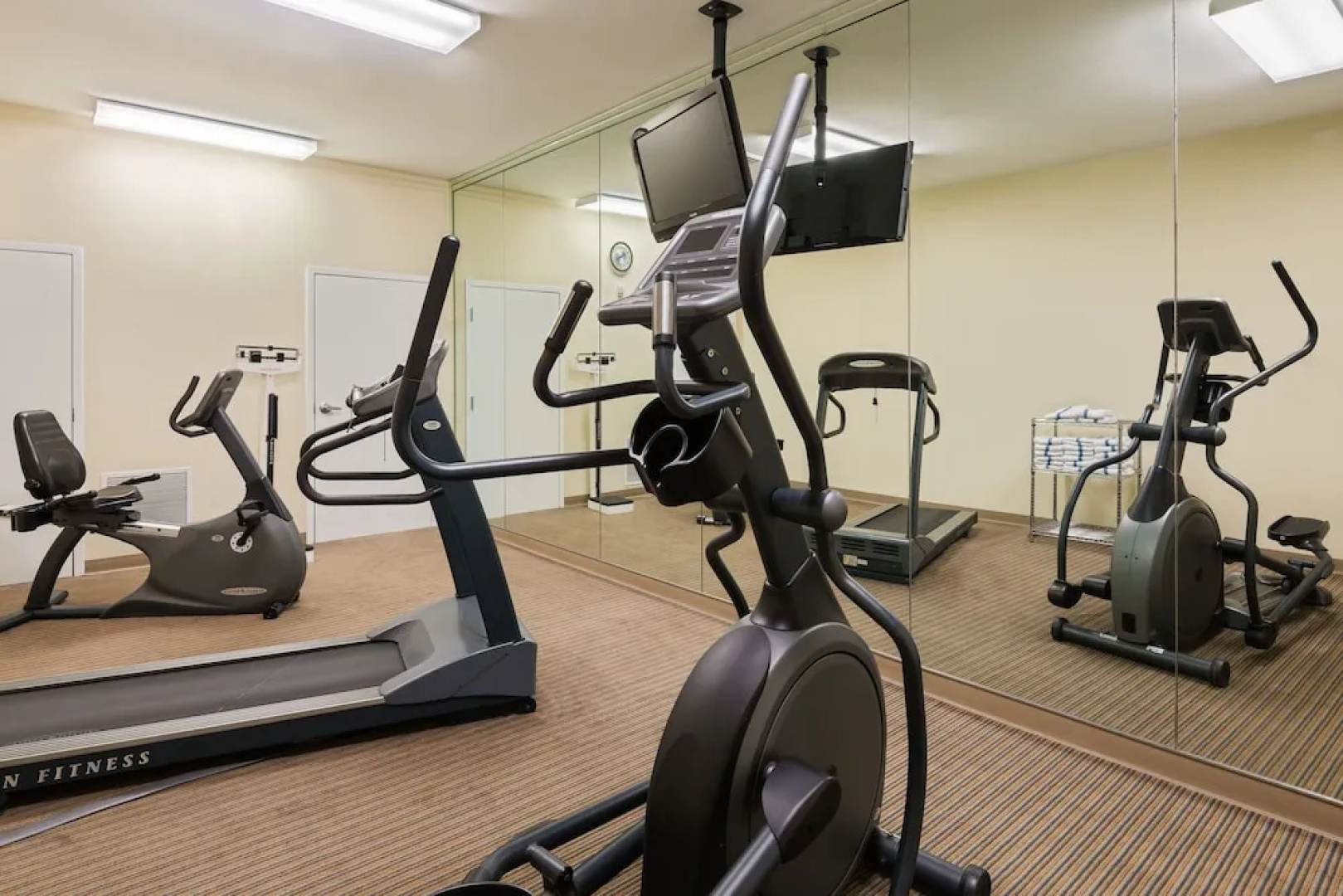 Holiday Inn Express & Suites New Iberia-Avery Island