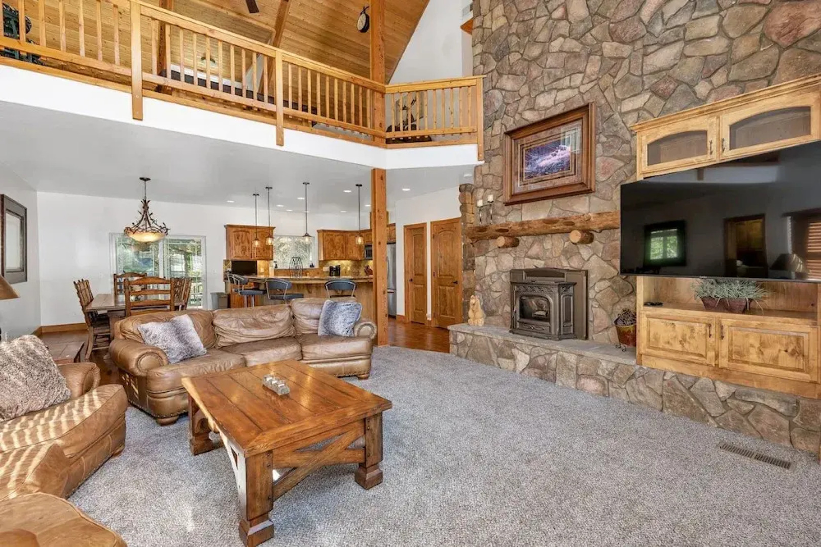 Timber Lodge - 5 Min to Shaver Lake!