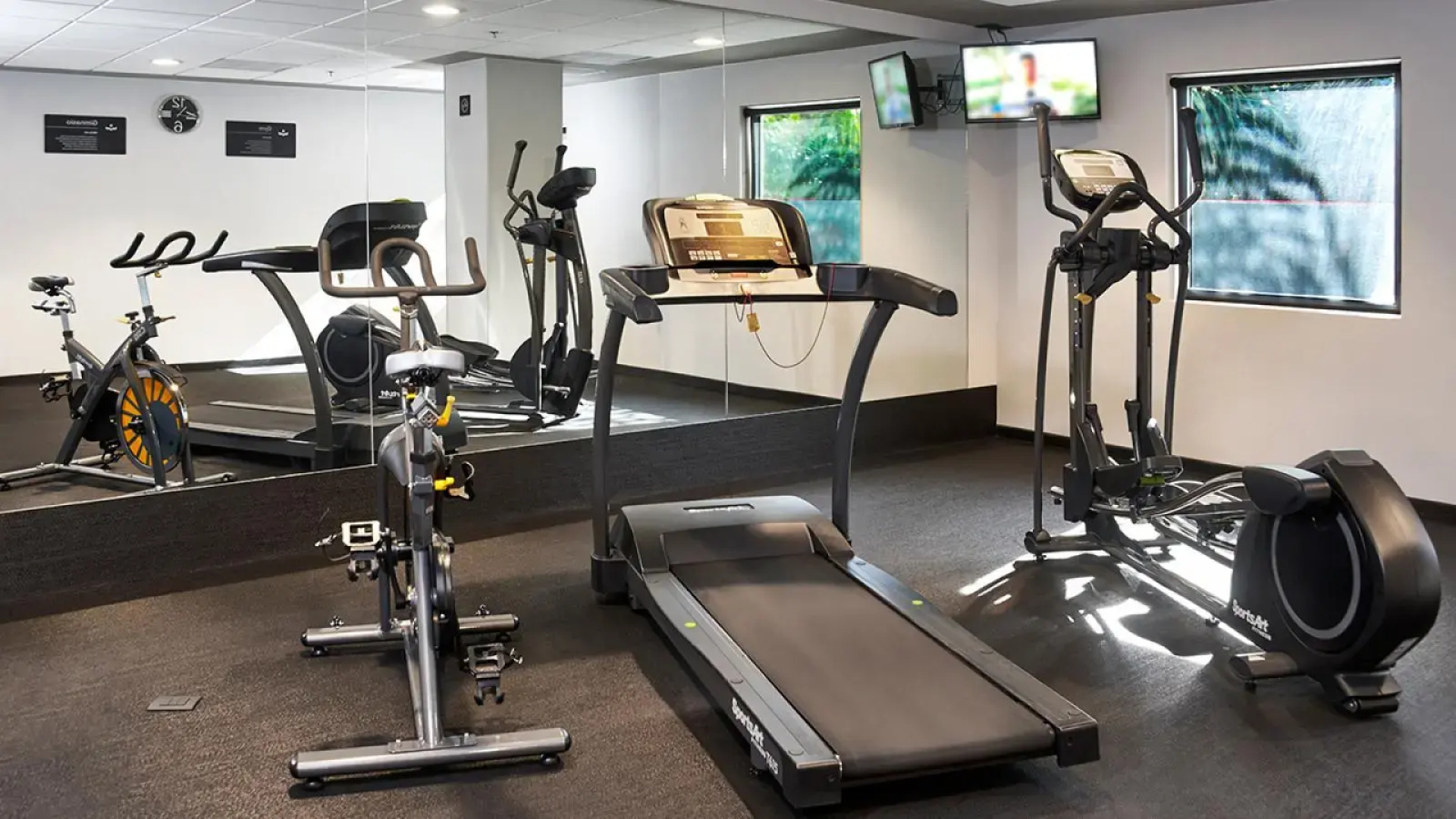 City Express Plus by Marriott Guadalajara Expo