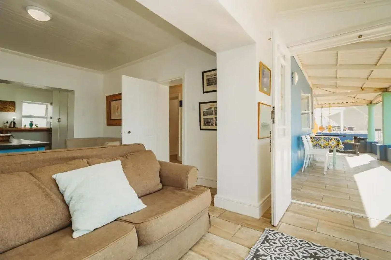 Silver Spray Beach Accommodation