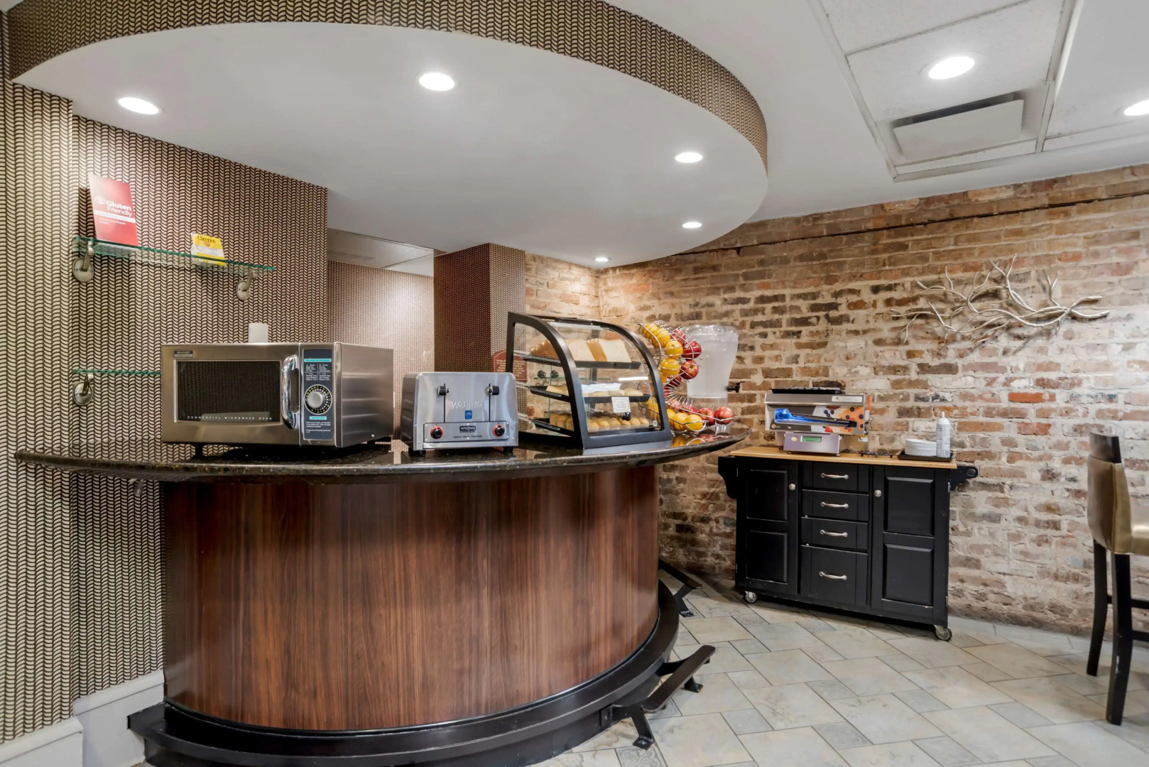 Best Western Plus St. Christopher Hotel