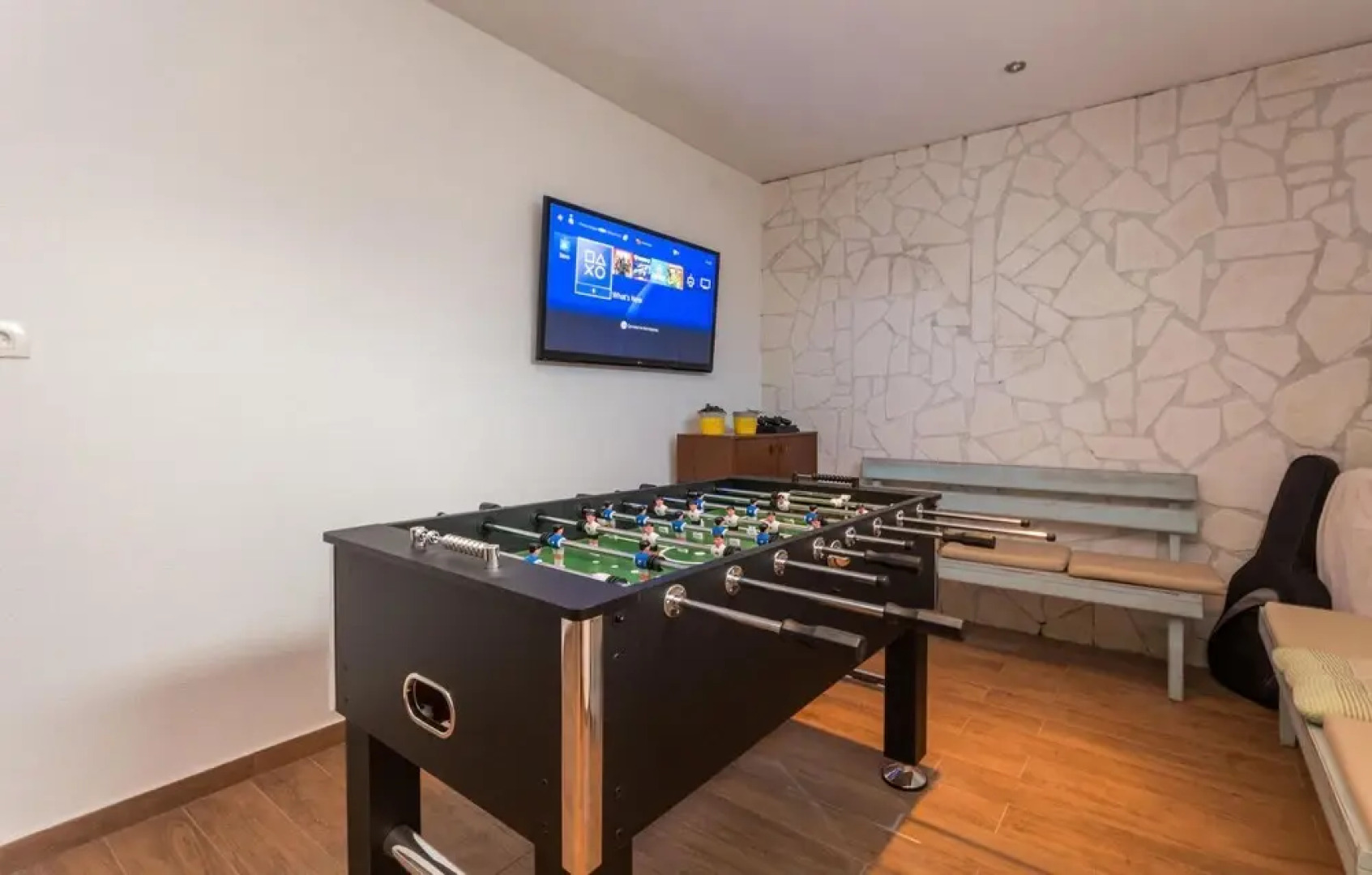 Amazing Home in Biograd na Moru With 4 Bedrooms, Wifi and Outdoor Swimming Pool