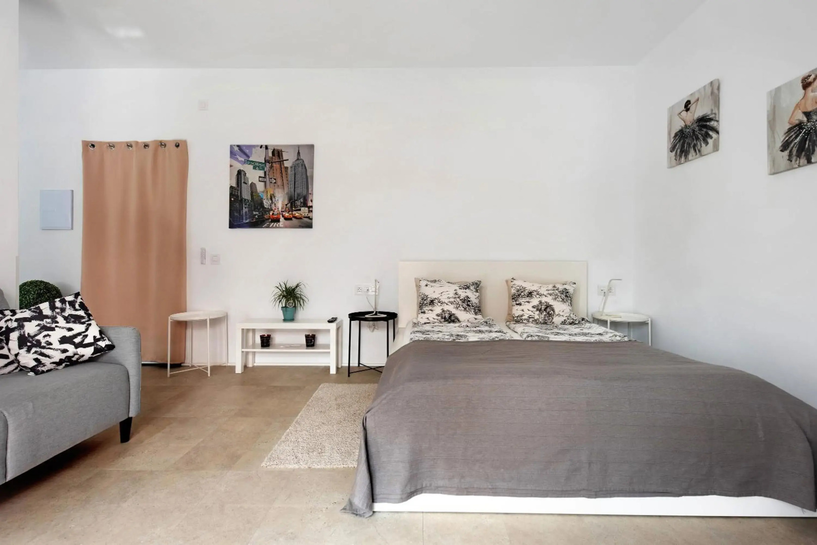 Fantastico 4 - With Large Private Terrace, Free Parking, air Conditioning, BBQ