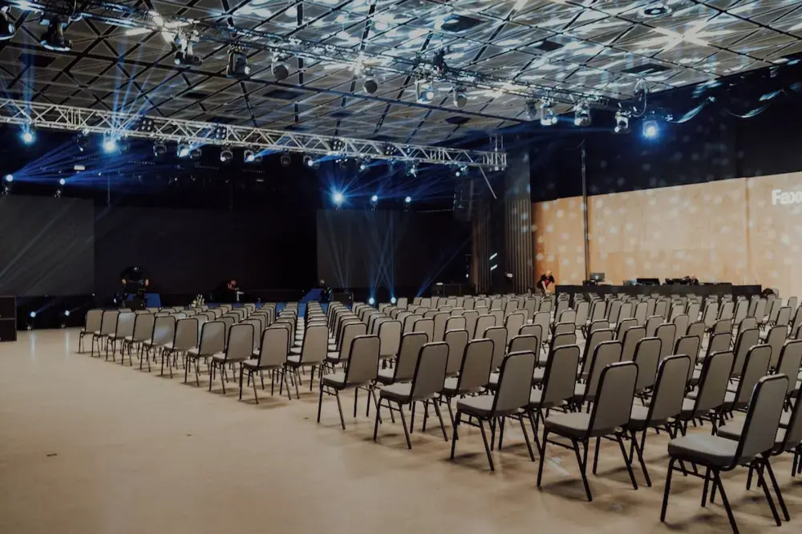 Pałac i Folwark Łochów