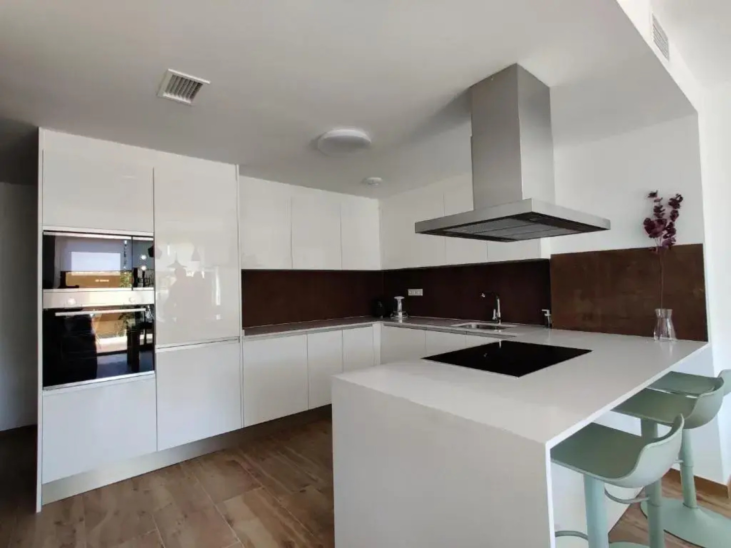 ALLONBAY spa & beach house