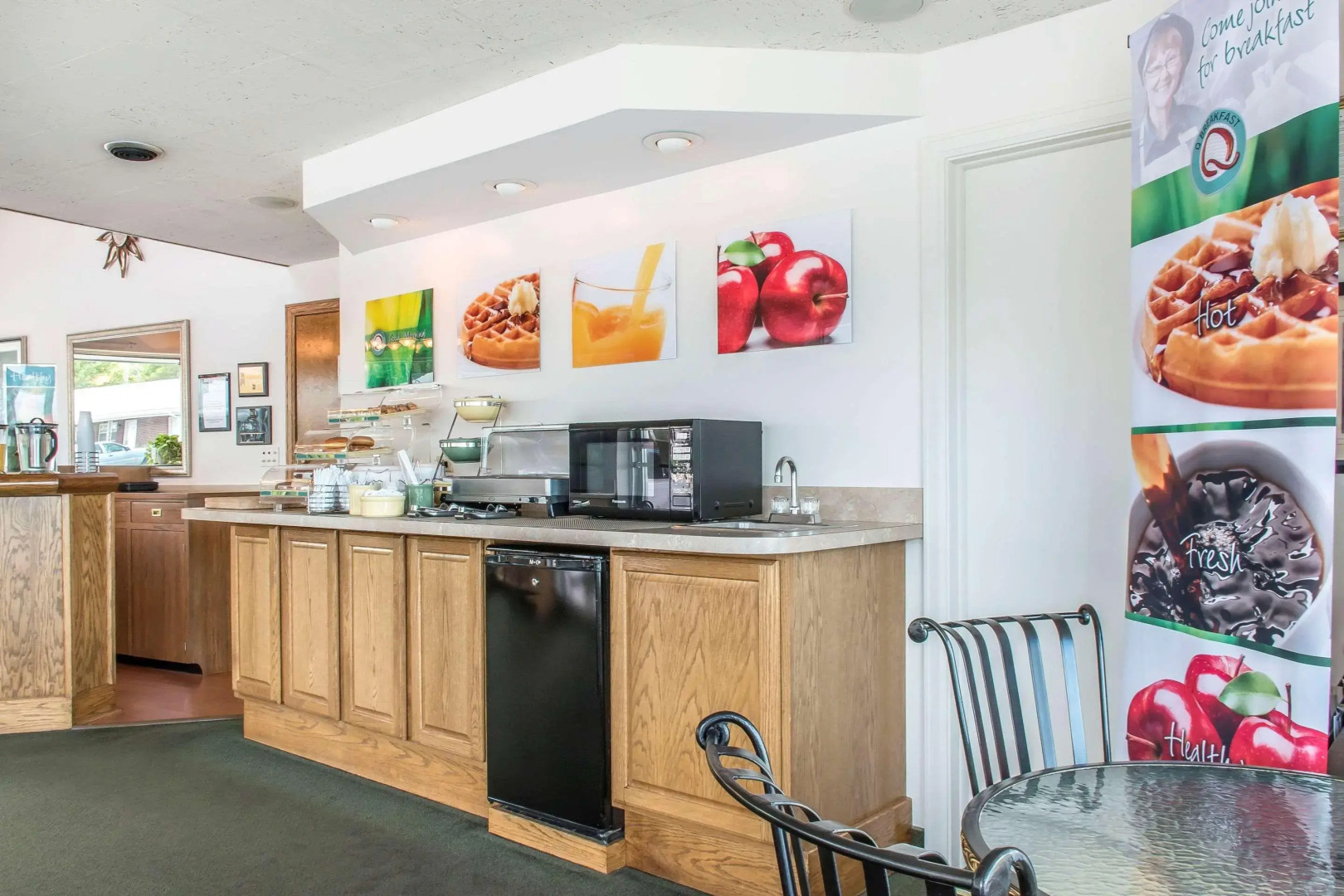 Quality Inn Breeze Manor