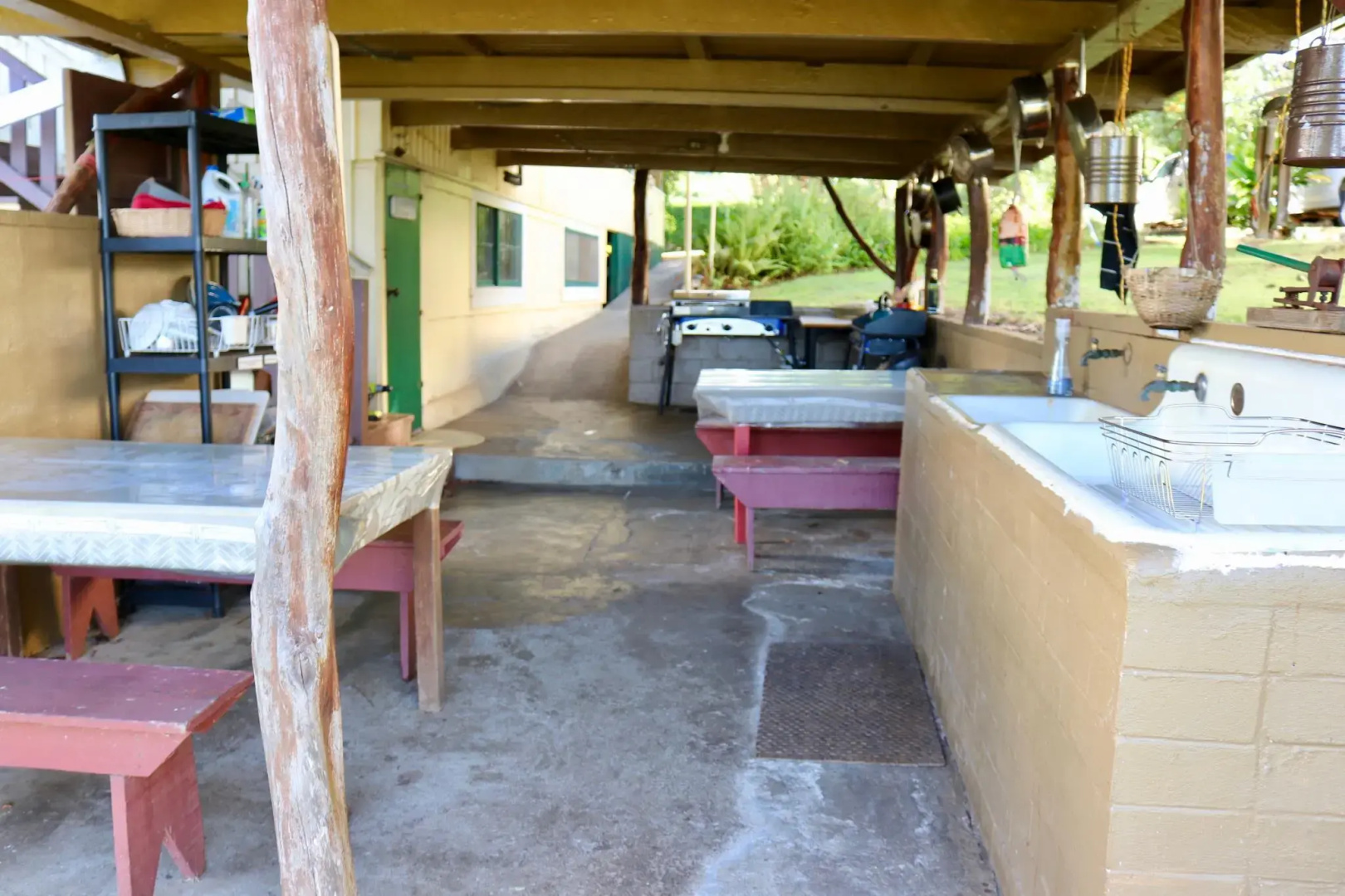 Waipi'o Lodge
