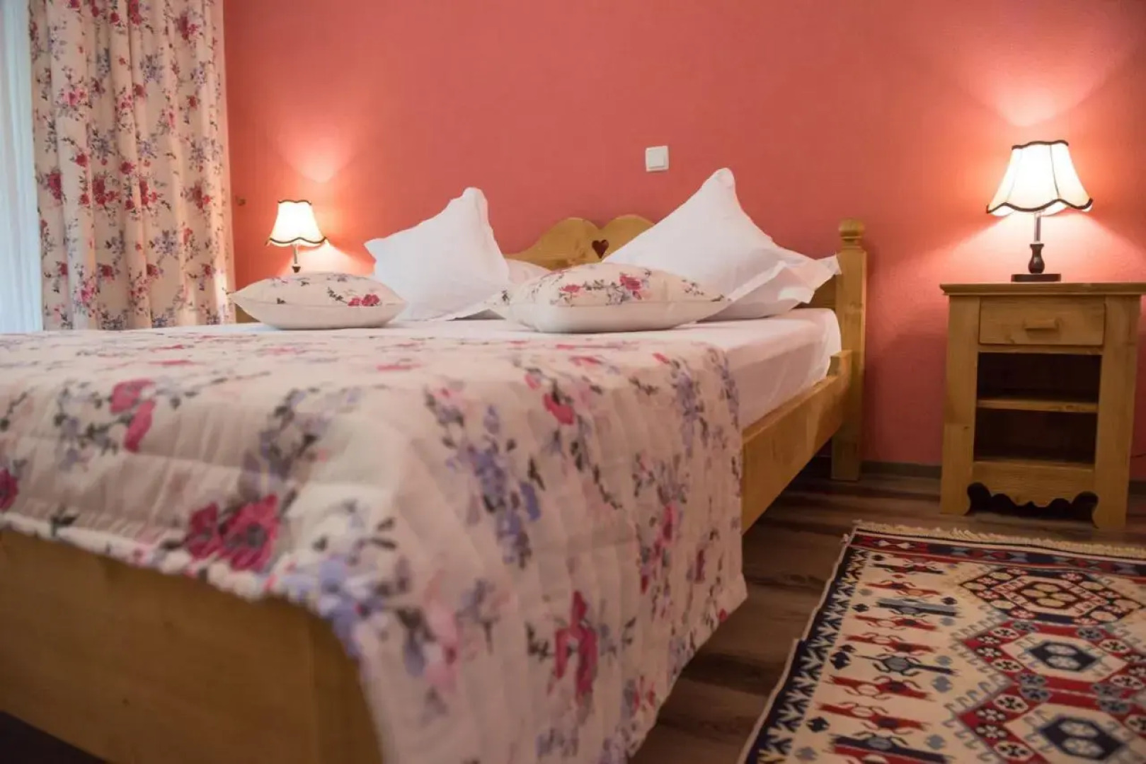 Pensiunea Floare De Colt