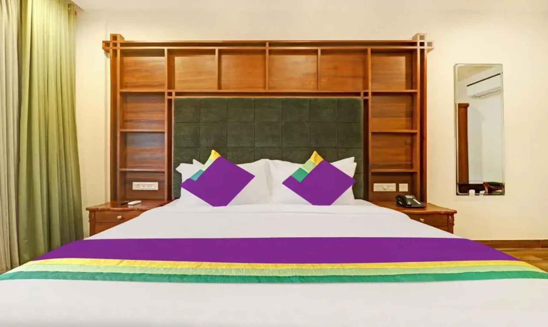 Treebo Premium Vahada